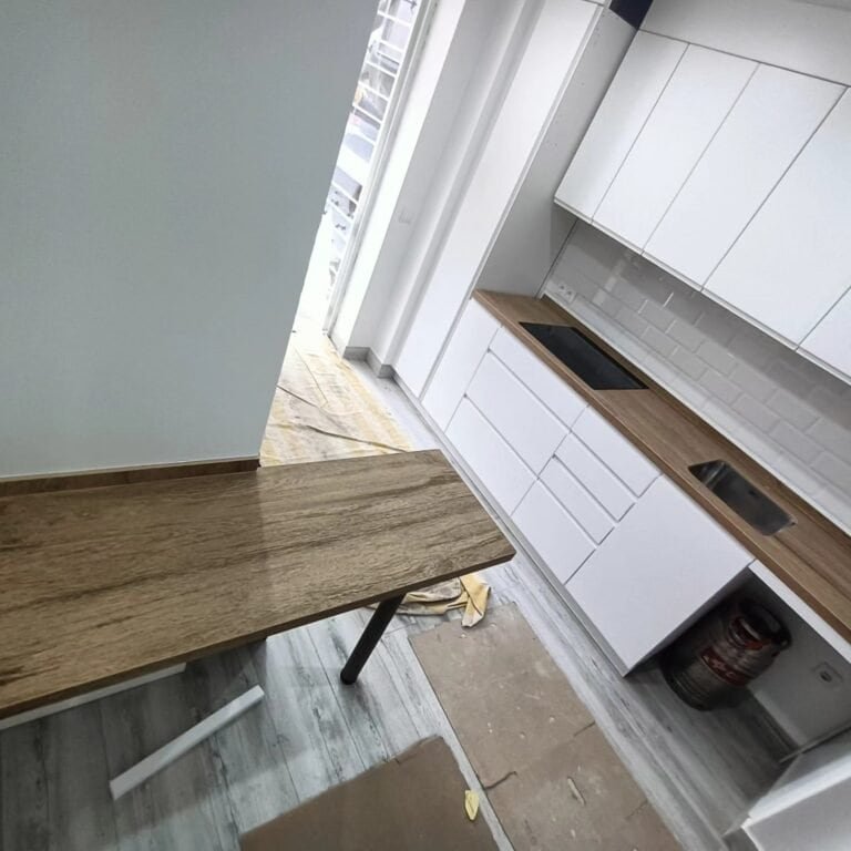 Encimera de porcelánico efecto madera Valterra en Espartinas