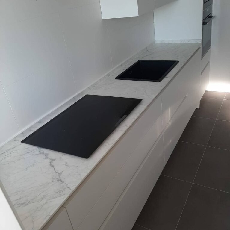 Encimera Statuarietto en Gelves